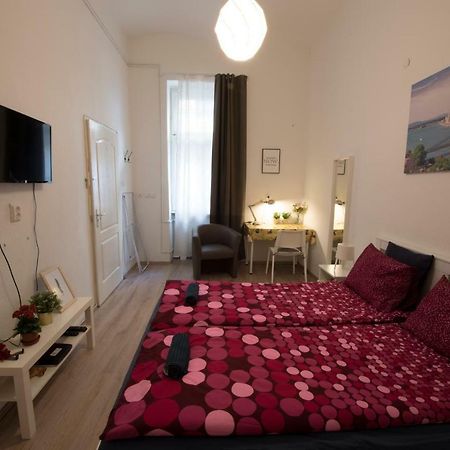 No. 11 Apartment With 2 Bathrooms Next To Railway Station Budapest Kültér fotó