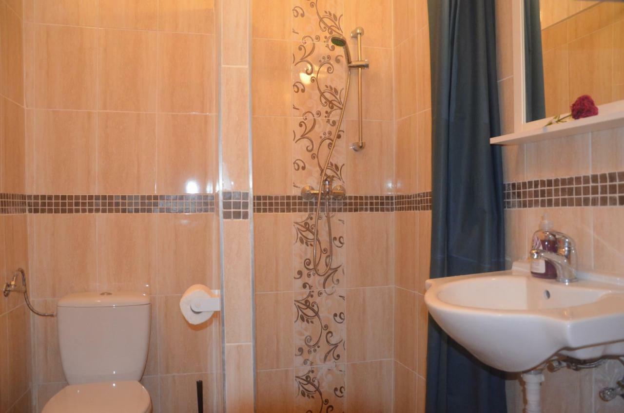 No. 11 Apartment With 2 Bathrooms Next To Railway Station Budapest Kültér fotó