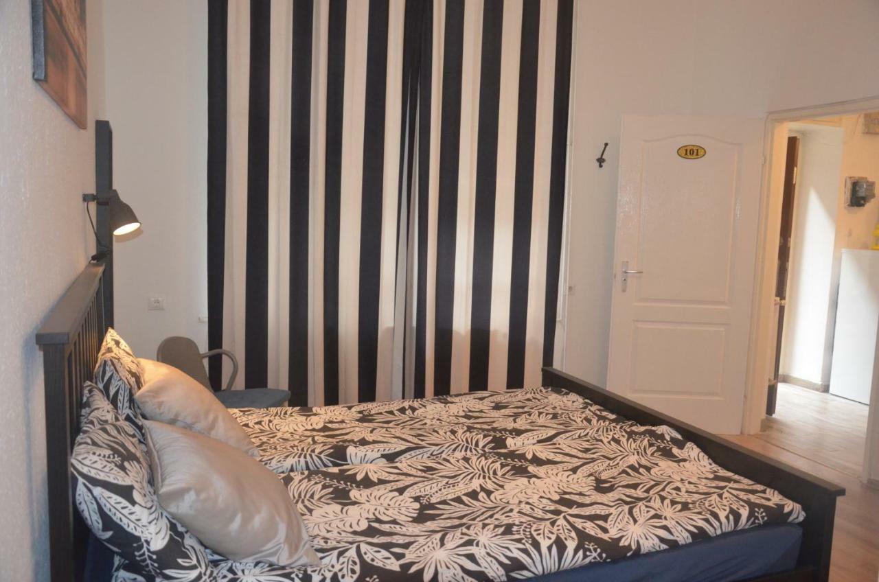 No. 11 Apartment With 2 Bathrooms Next To Railway Station Budapest Kültér fotó
