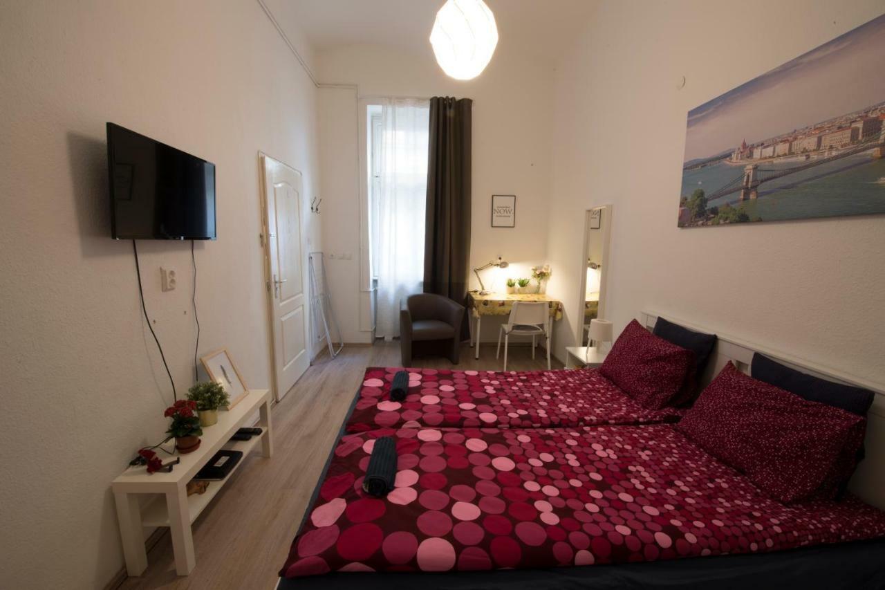 No. 11 Apartment With 2 Bathrooms Next To Railway Station Budapest Kültér fotó